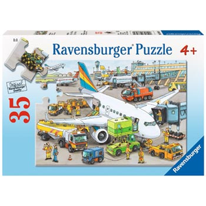 Ravensburger - 35 Piece - Busy Airport